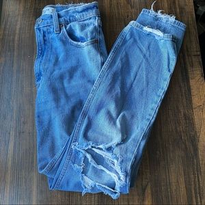 Abercrombie ultra high rise ankle straight jeans (size 0)